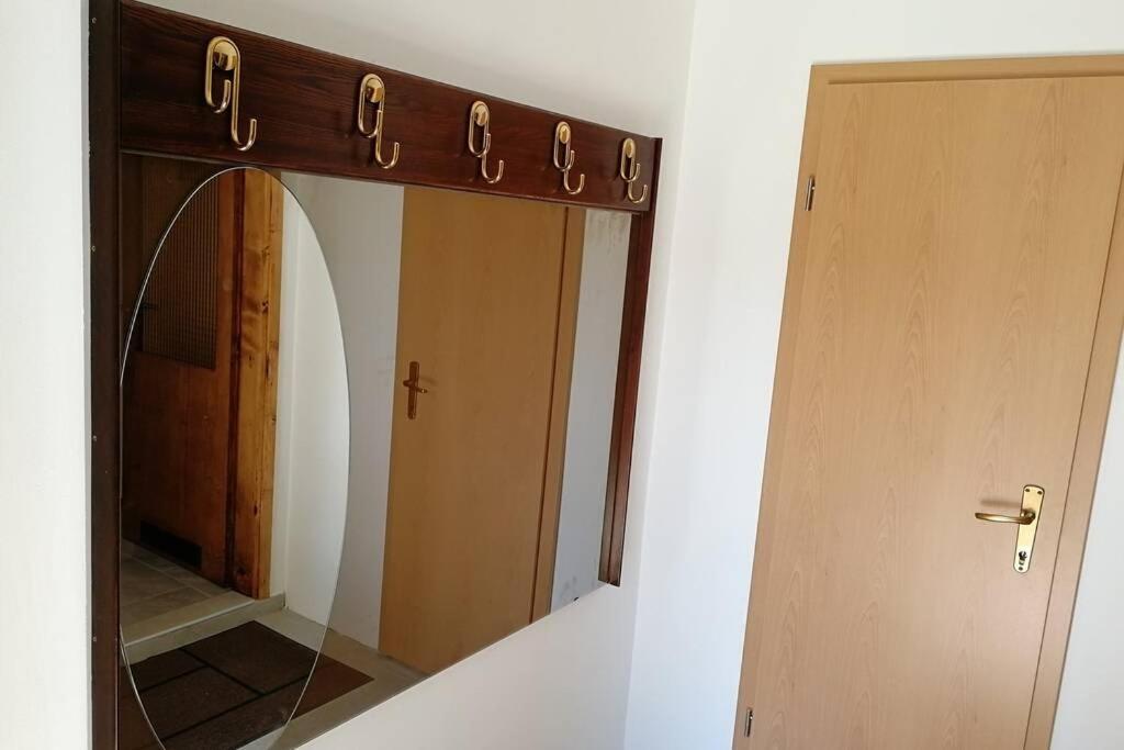 Zrm Center Apartamento Idrija Exterior foto