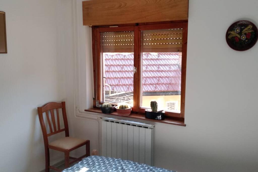 Zrm Center Apartamento Idrija Exterior foto